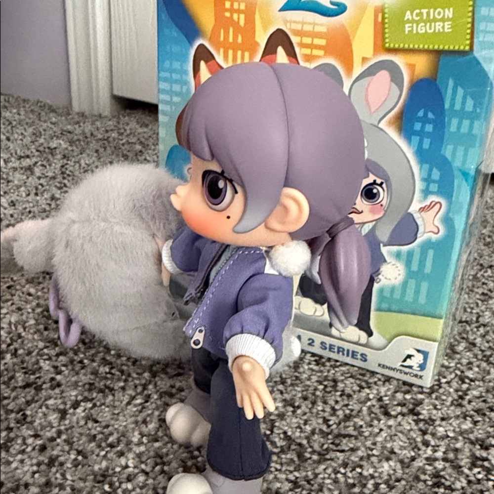Disney Pop MART Zootopia 2 Molly Doll with Gray Bunny Hat - Picture 6 of 7